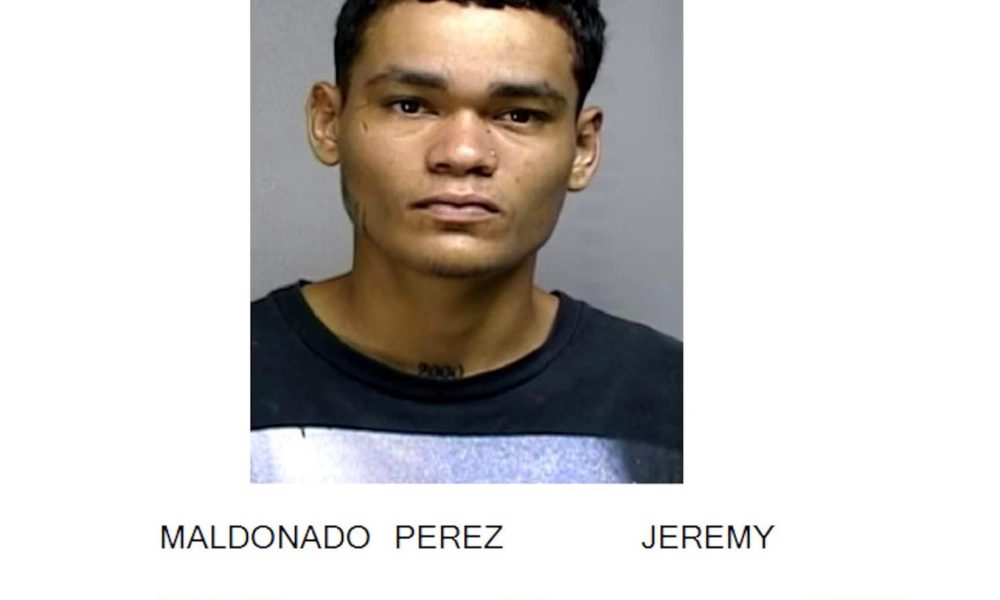 Identifican a joven asesinado en la playa Los Veleros en Dorado.