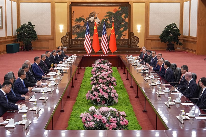 El presidente Donald Trump se reúne con el presidente de China, Xi Jinping, en el Gran Salón del Pueblo, el jueves 14 de mayo de 2026, en Pekín.